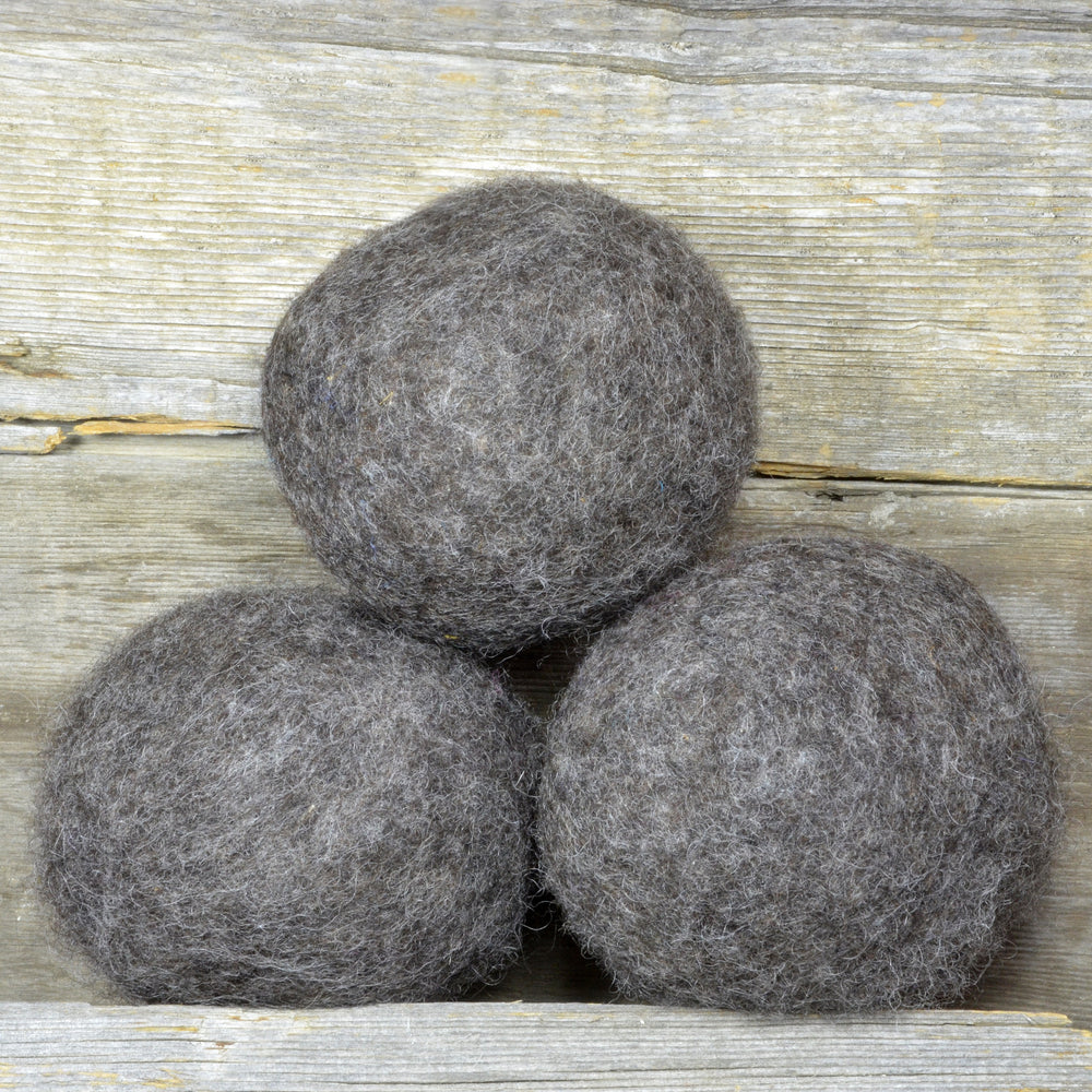 dark grey, undyed dryer balls Canada